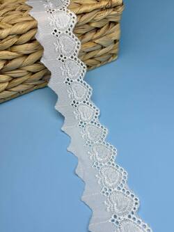 Кружево прошва молочный, ширина 4,5 см, длина 9м,PRZ39 фото